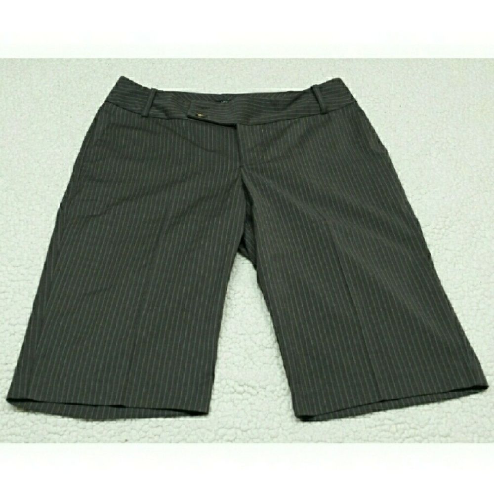 Mossimo Gray striped Dress shorts size 2